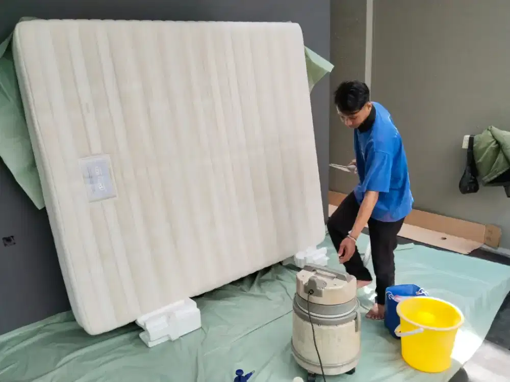 Cuci kasur sepringbed menghilangkan tungau, tuntas wangi bersih