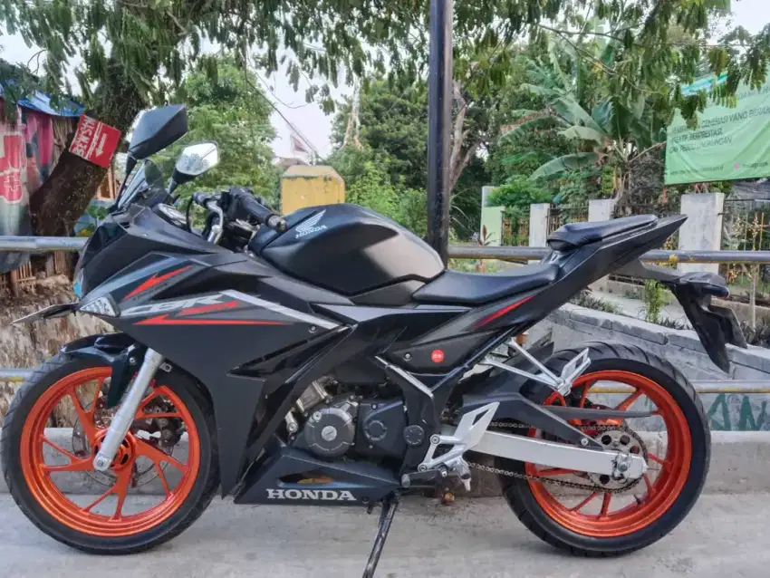 Honda CBR 150 R led th 2018 DP mulai 500an