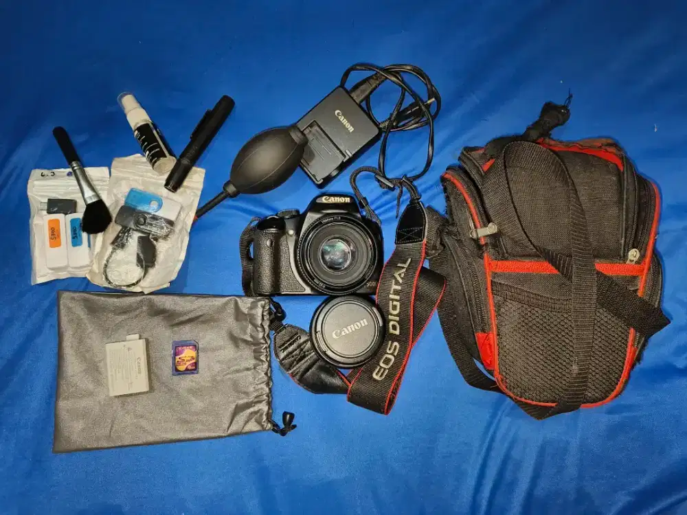 CANON 500D FULLSET & LENSA KIT 18-55, FIX 50MM F1.8