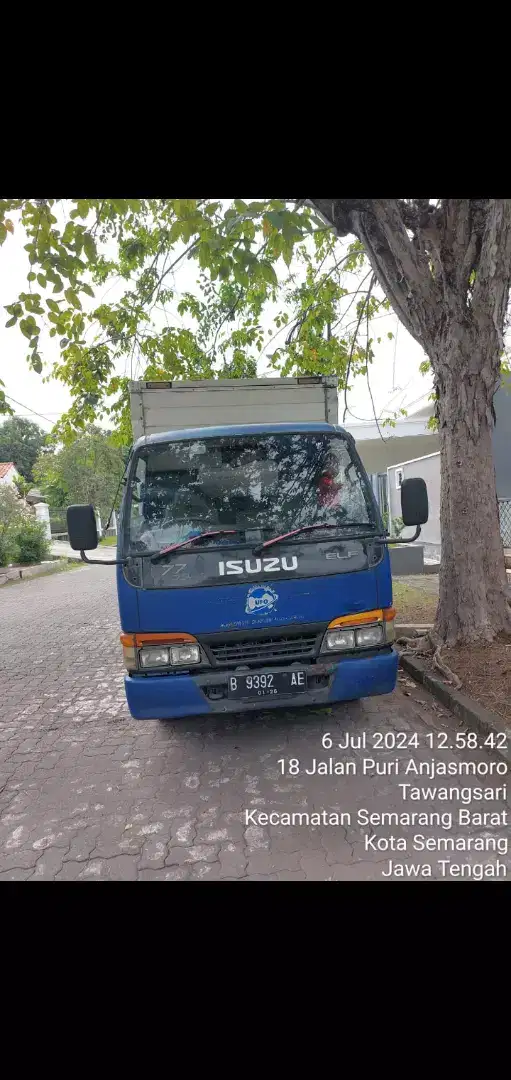 Jasa pickup bak dan engkel untuk pindahan rumah