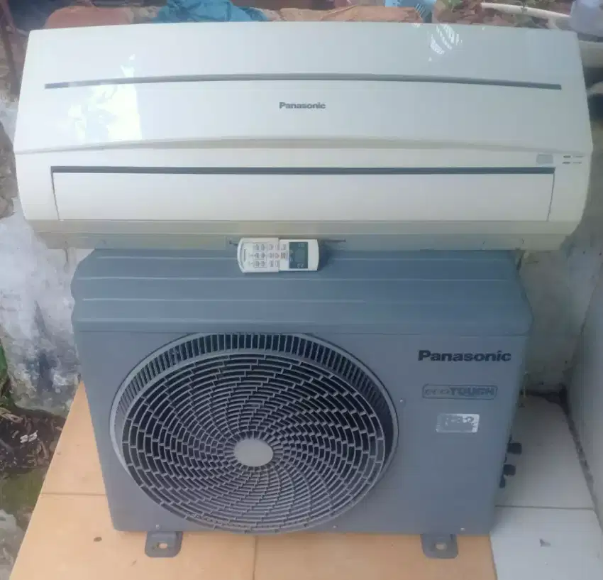 AC PANASONIC 1/2 PK R32