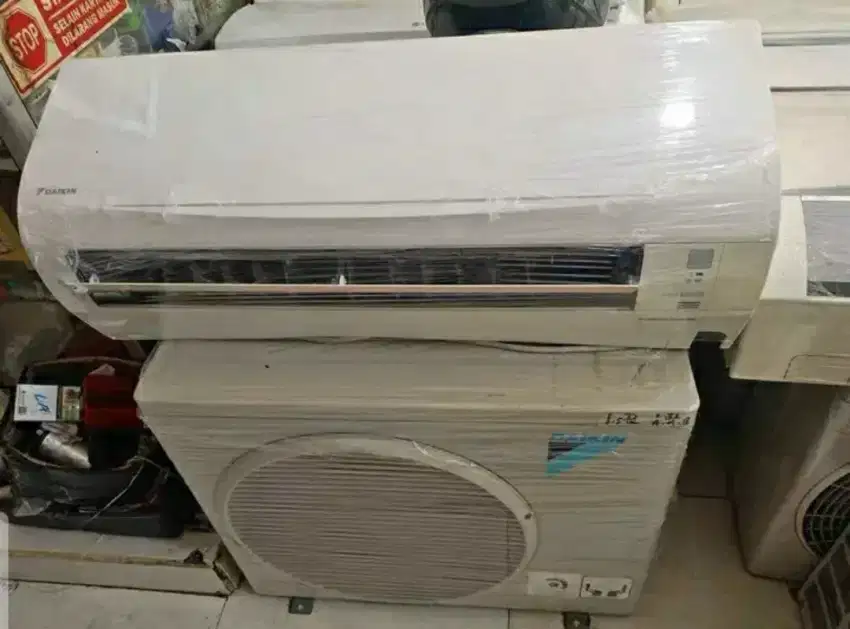 AC Daikin 1 1/2 PK