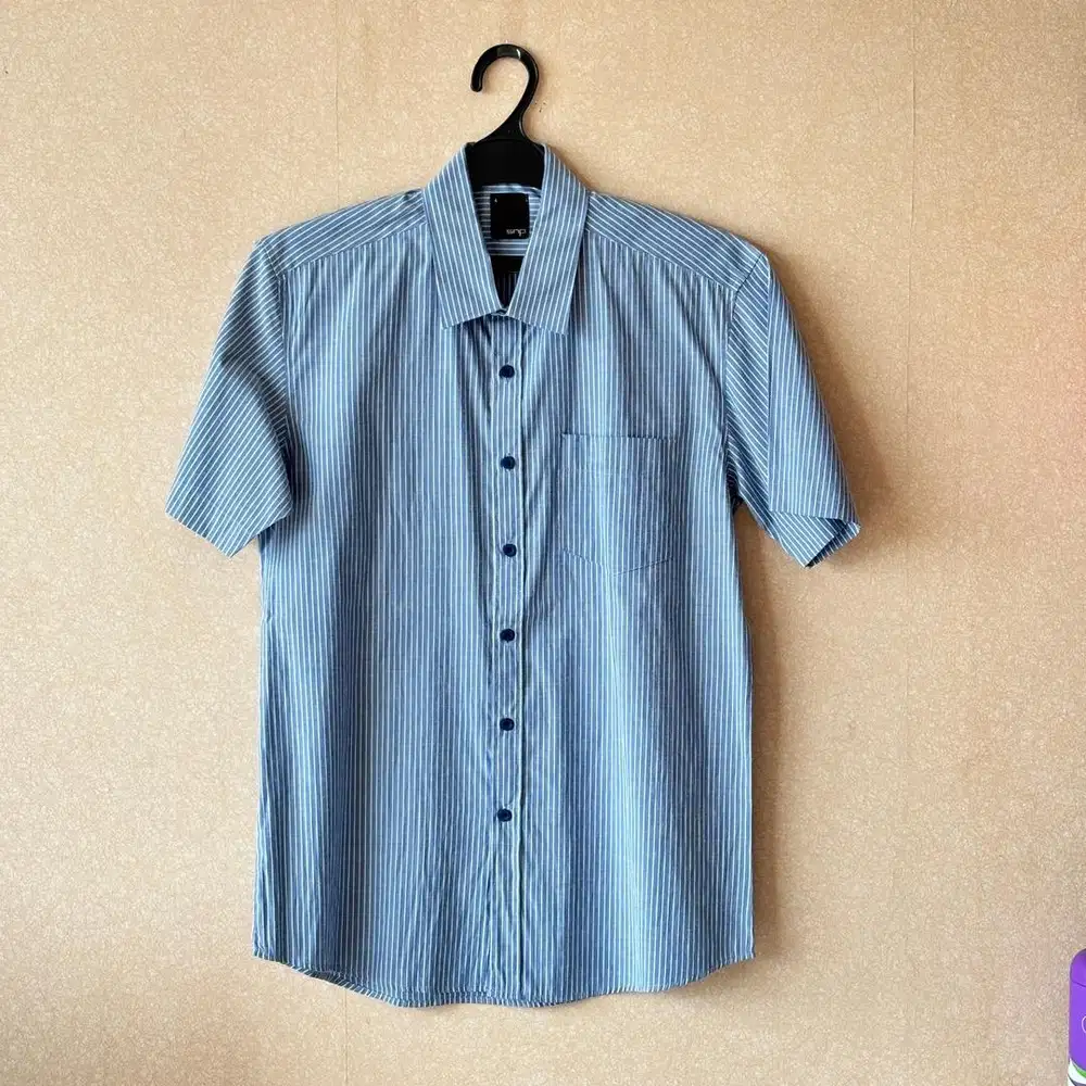 Kemeja kasual Salt n Pepper size L garis