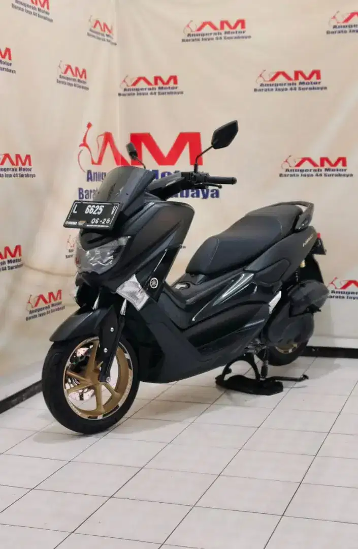 Istimewa Yamaha NMAX Old Tahun 2021 warna Hitam