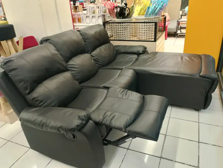 SELMA LIVERTON SOFA L SECTIONAL KULIT HITAM