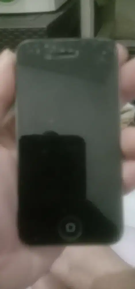 Jual-cpt Kondisi keadaan apaadany:Iphone-4s 4G LTE batangan,Tiba2 mati