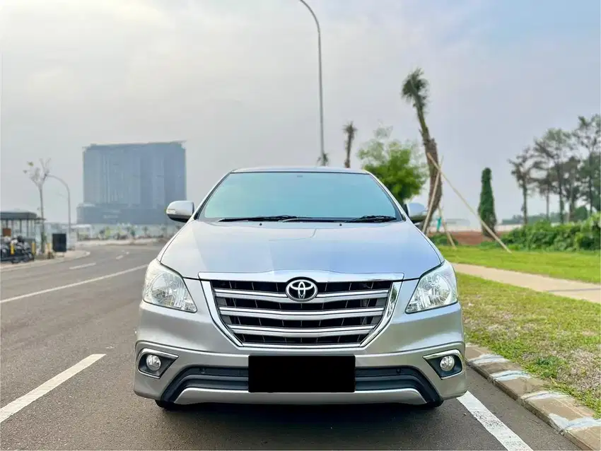 (KM 15 RIBU) Toyota Grand Innova V Bensin Manual Silver 2014 ANTIK