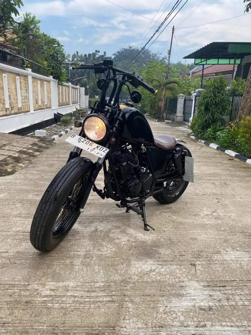 Yamaha Scorpio Custom Bobber