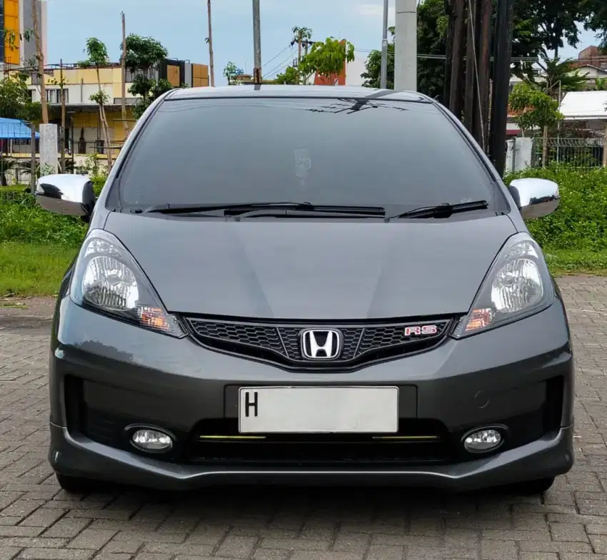 Av Mobil JAZZ RS 2013,AT,TANGAN PERTAMA,PAJAK PANJANG,LOW KM