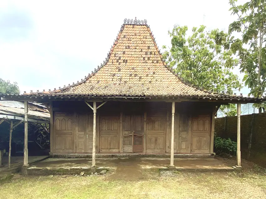 RUMAH JOGLO DEMAK BINTORO, Ori Kuno Soko 22 Tumpansari Gebyok Big Size