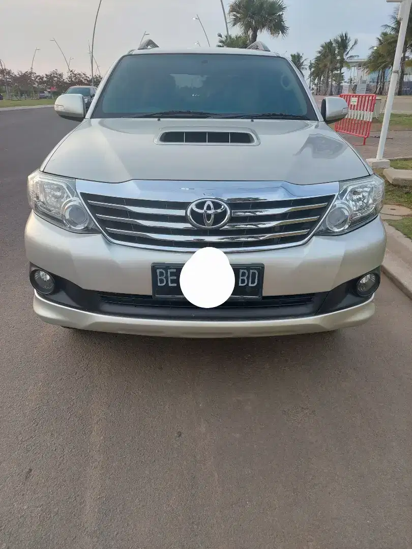 Toyota fortuner G vnt diesel matic A/T