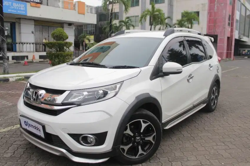 Pajak Panjang - Honda BRV 1.5 E Prestige Bensin-AT 2016 (PC)