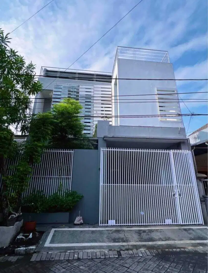 ❤️Murah 2,5 LB 300 m²❤️ Rumah Siap Huni Griya Babatan Mukti Wiyung SBY