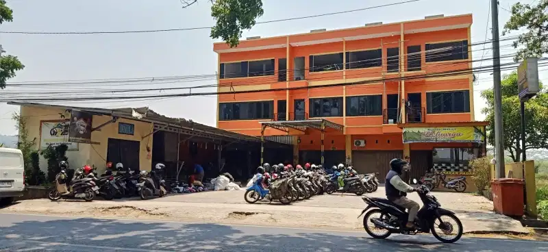 Rumah Dan Ruko Lokasi Mayjen Sungkono Malang