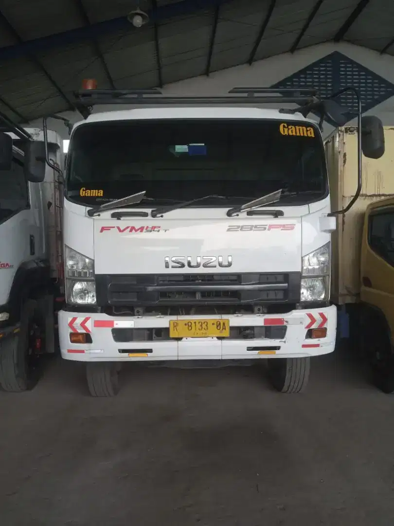 Isuzu Giga FVM 285ps