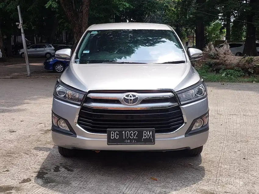 Kijang Innova 2.0 V Bensin AT