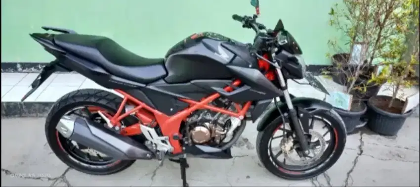 DI JUAL HONDA CB150R STRET FIGHTER