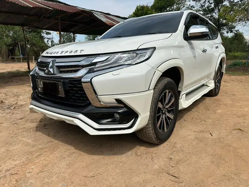 PAJERO SPORT 4x2 Dakar 2017