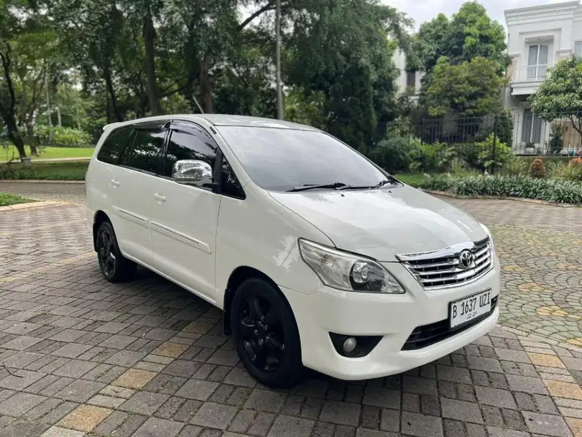 Servis Rutin!!! Toyota Kijang Innova 2.5 G Diesel AT 2013 - Putih