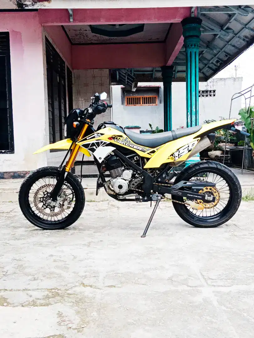 D_tracker supermoto