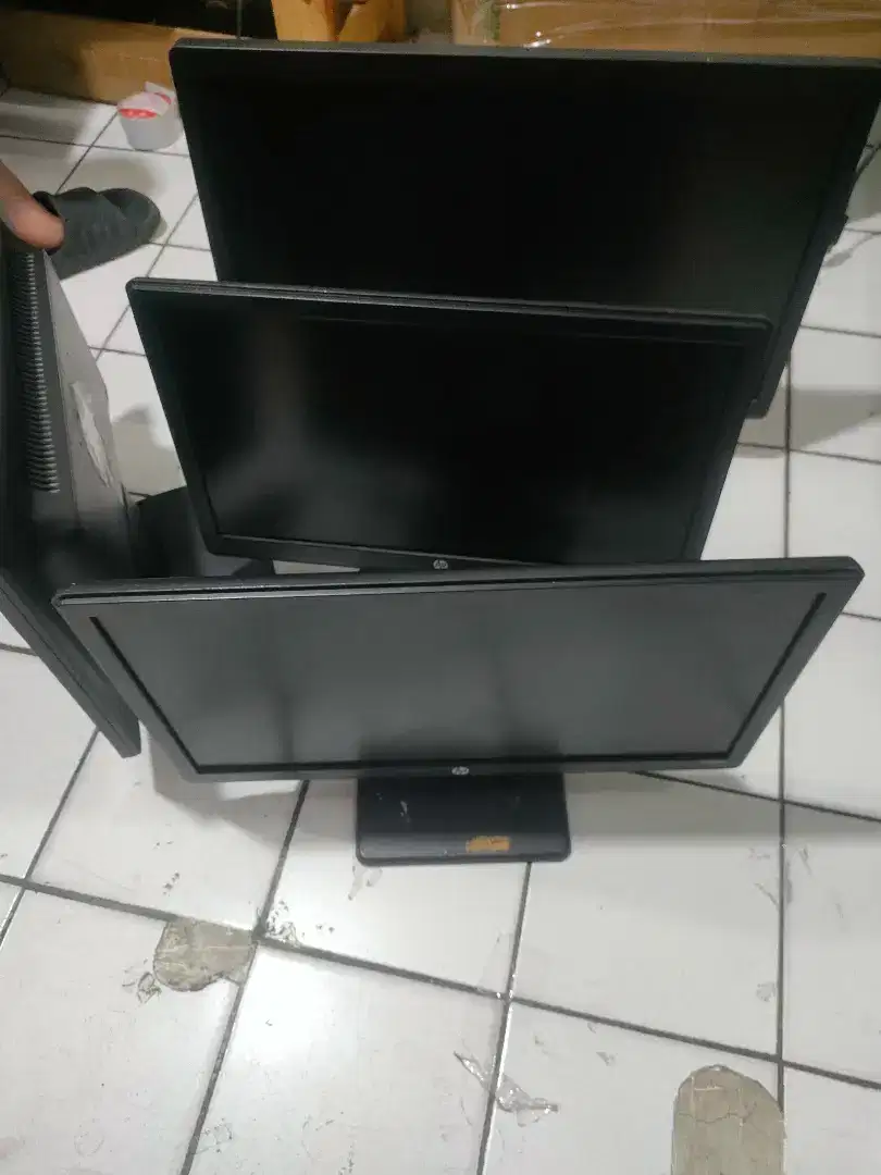 Jual Monitor 19 inch Berbagai Merk