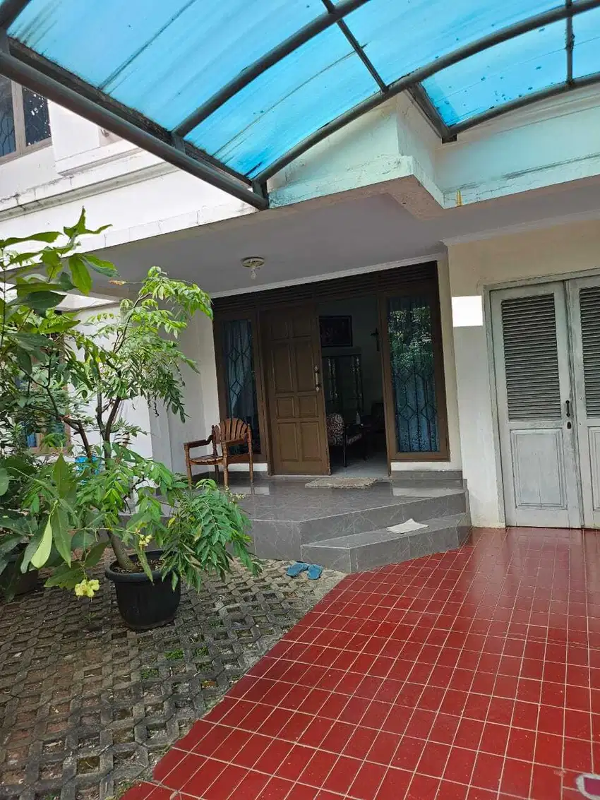 Dijual Rumah di Janur Elok Raya