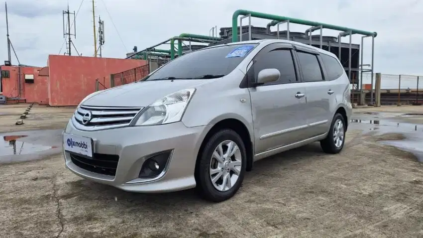 TDP 5Jt Nissan Grand livina 1.5 XV Bensin-MT 2013 Abu /