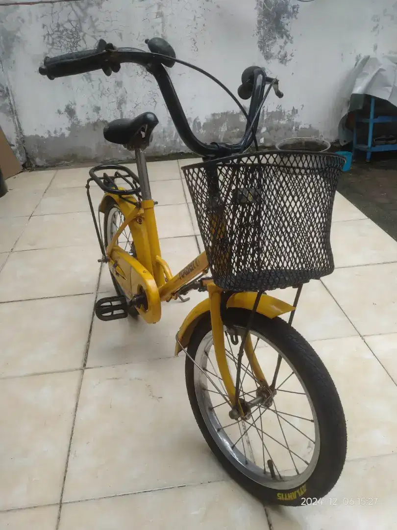 Sepeda mini anak