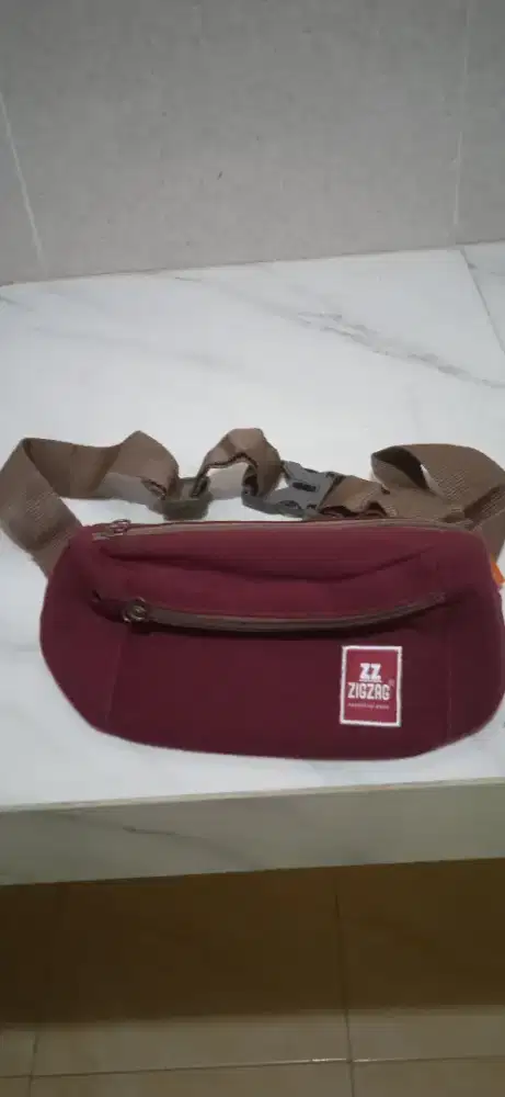 Tas slempang pria blm dipakai