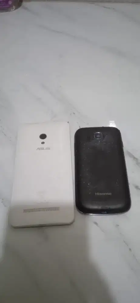 2 hp asus dn smartfren mati buat kanibalan