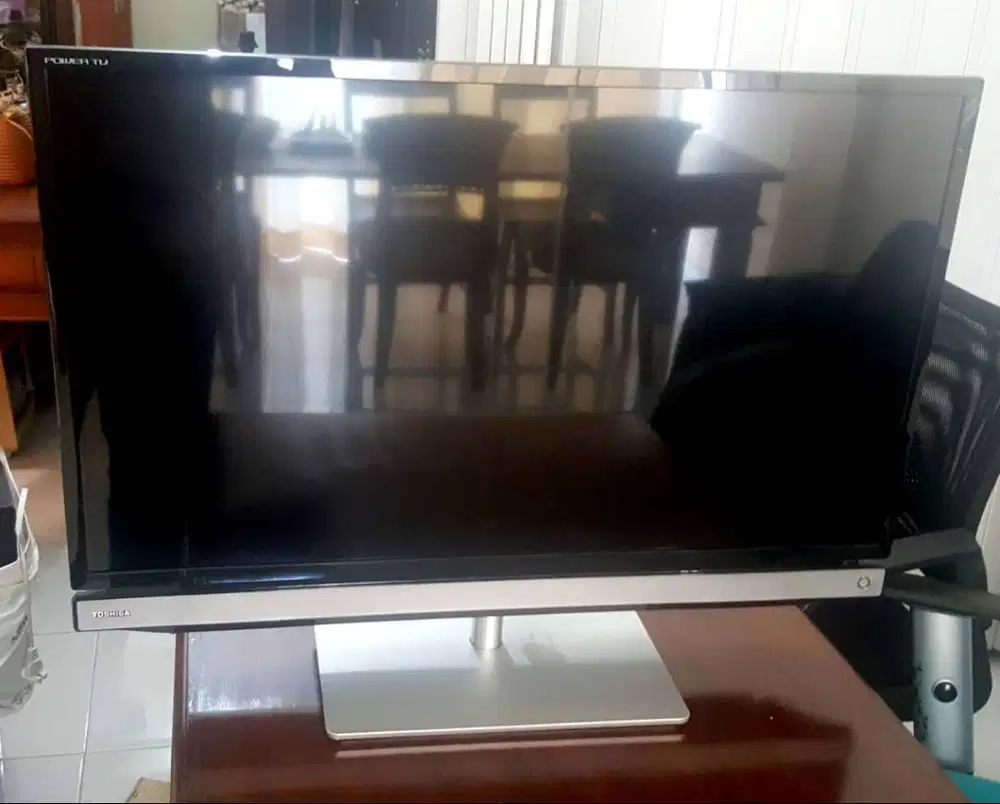 TV LED Toshiba 32 Inch 32P2300VJ
