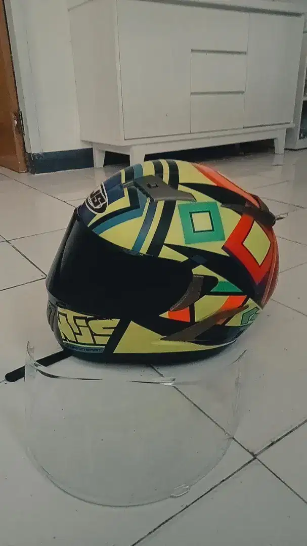 Mangga gaduh Helm njs jarang di pake