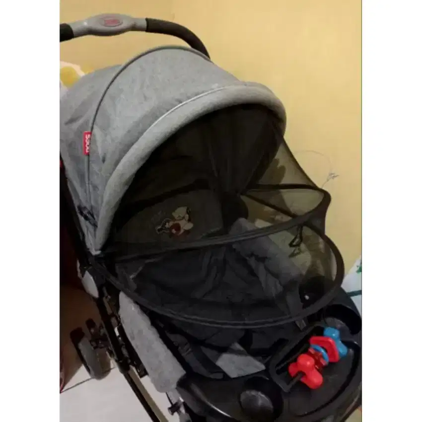 Stroller does masih bagus tangan pertama