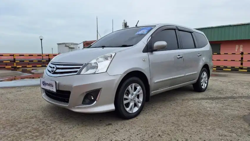 TDP 5Jt Nissan Grand livina 1.5 XV Bensin-MT 2013 Abu /