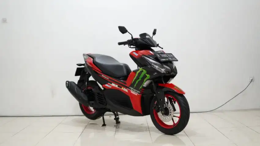 YAMAHA AEROX 155 CONNECTED GRATIS HELM KYT