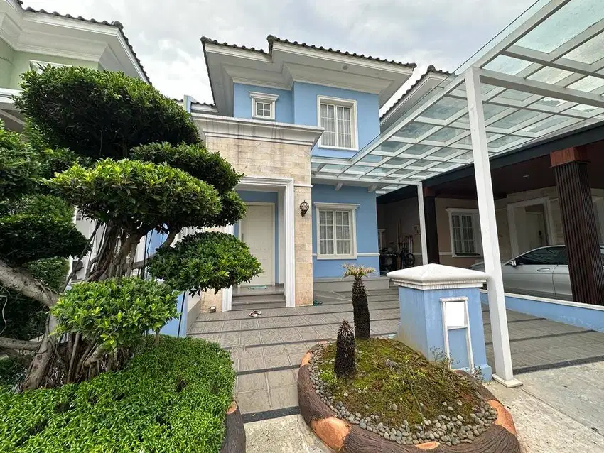 Dijual Cepat Rumah 2 Lt Cakep Semi Furnished di Daru Suvarna