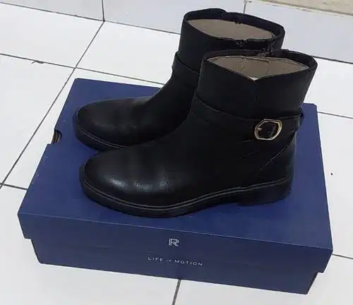 Dijual Sepatu Boots Kulit Rockport Original utk Wanita ukuran 38