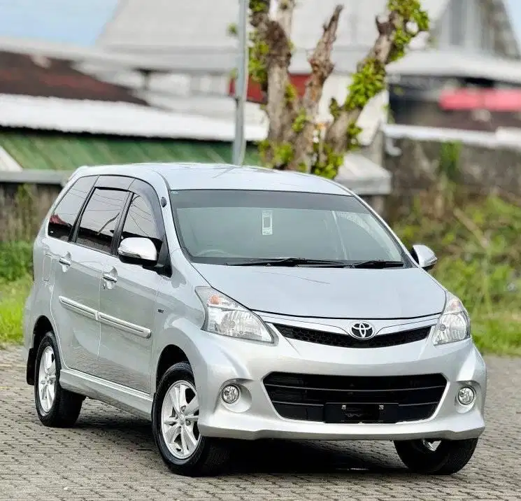 KM 40rb Toyota Avanza Veloz 2015 Manual Plat K Super Antik