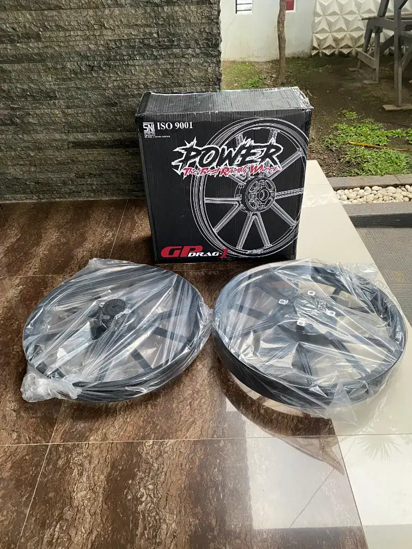 Velg GP Drag GP Wheel PNP Ninja R SS warna Hitam