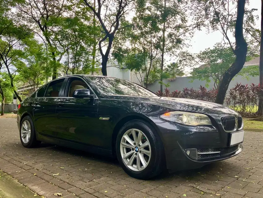 BMW 520i F10 Luxury 2013 / 2014