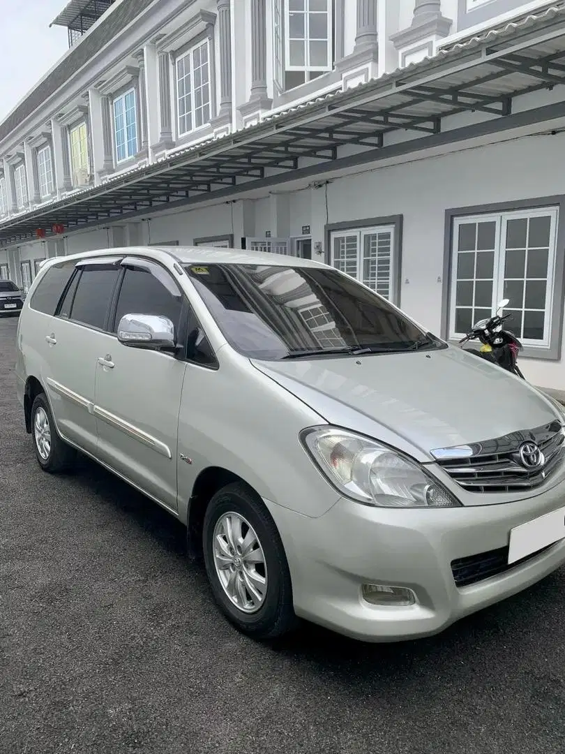 Toyota Innova Diesel Tipe G Matic 2010