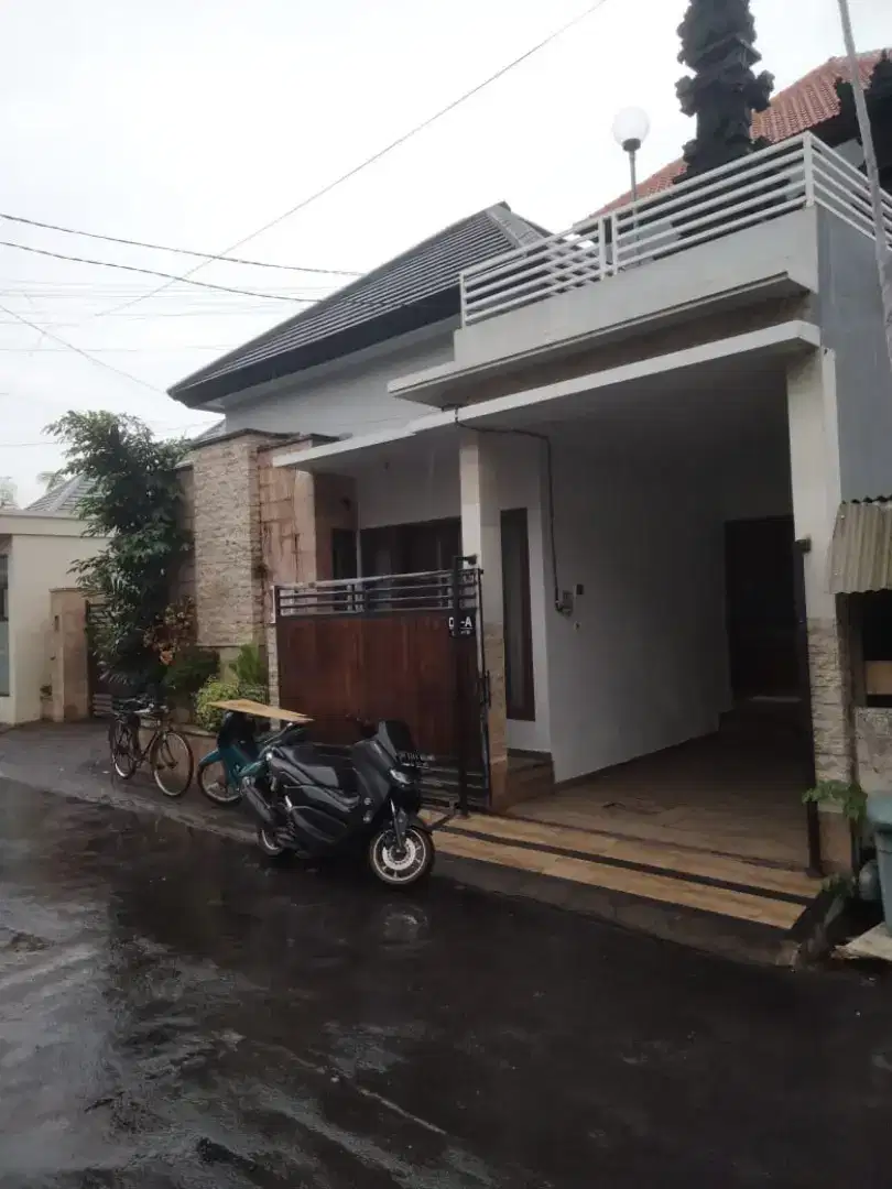 Rumah sewa lantai manimalis Renon