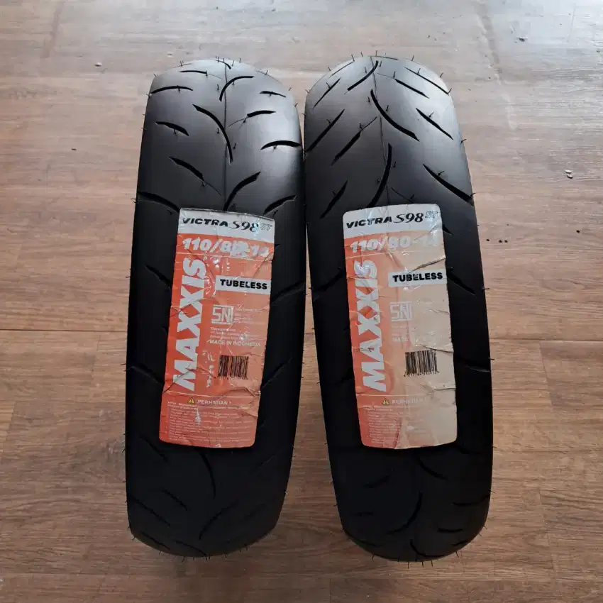 MAXXIS VICTRA TL 110/80 -14 53P (HARGA PROMO 1PCS)