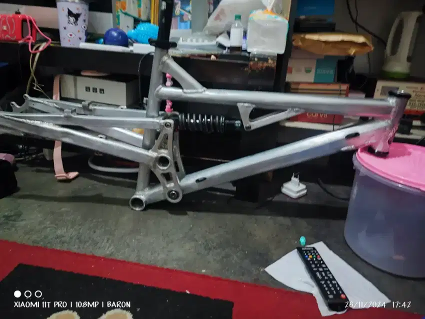 Frame sepeda gunung mtb polygon poligon axion xinder zero