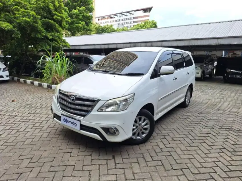 [OLXmobbi] Pajak Panjang Toyota Kijang Innova 2.0 V Bensin-AT 2014 /