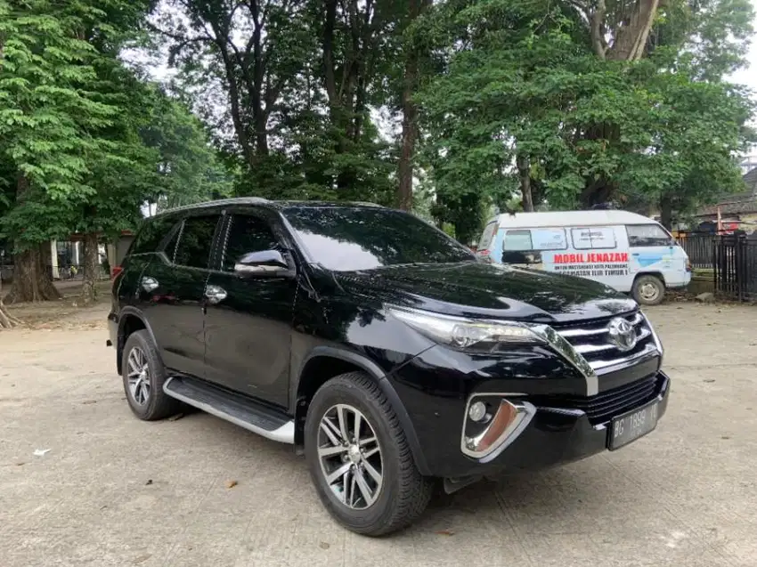 FORTUNER VRZ 2.4  SOLAR AT 2016