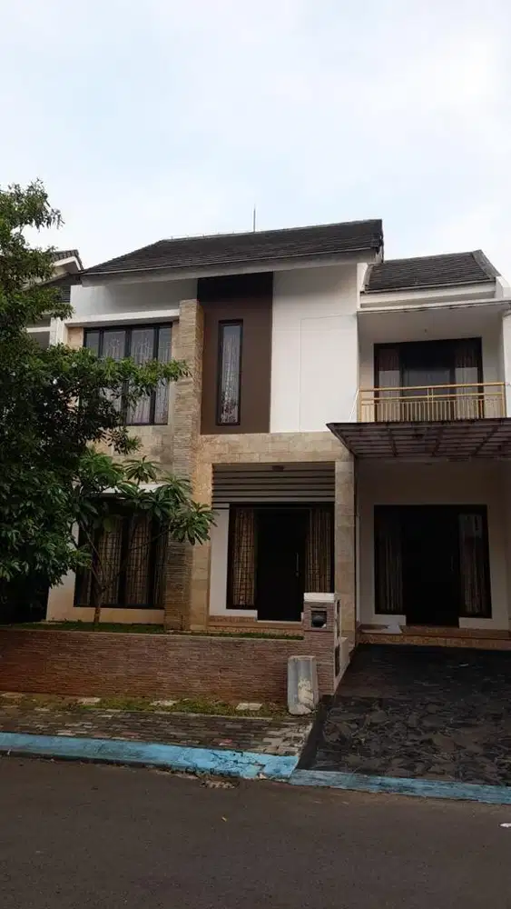 Dijual Rumah 2lantai Di Melia Residence Graha Raya Bintaro