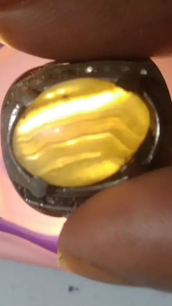 Batu Cincin Serat Mas