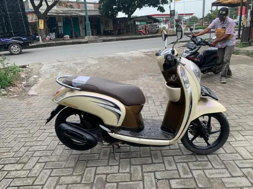 Honda Scoopy 2014 Komplit