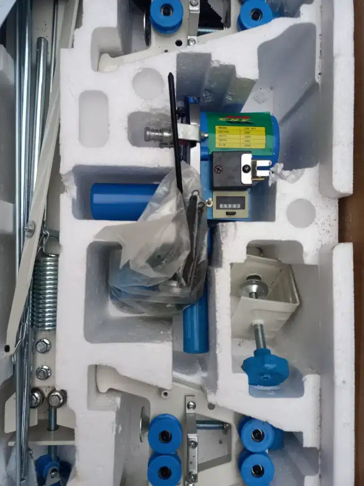 MESIN POTONG KAIN LEMPAR KONVEKSI BARU HARGA SECOND HARGA NETT 1,8JT